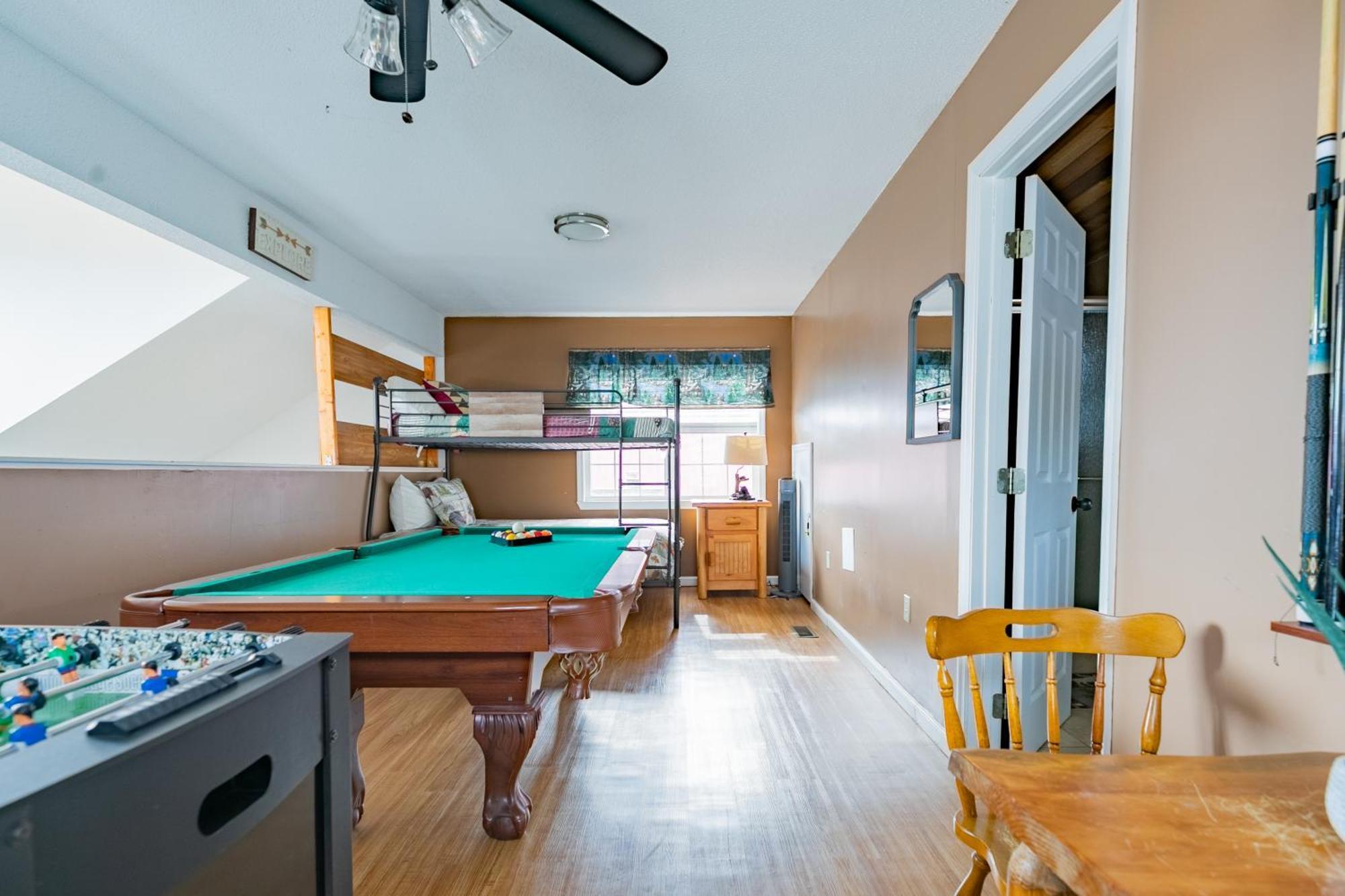 Heavenly View - Bear Themed Cabin, Hottub, Dog-Friendly, Near Гатлінбург Екстер'єр фото
